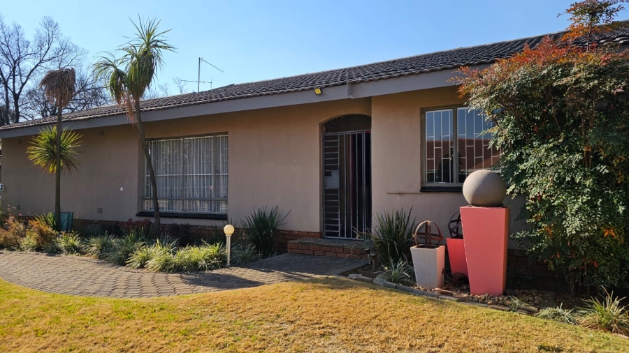 3 Bedroom Property for Sale in Sasolburg Ext 11 Free State